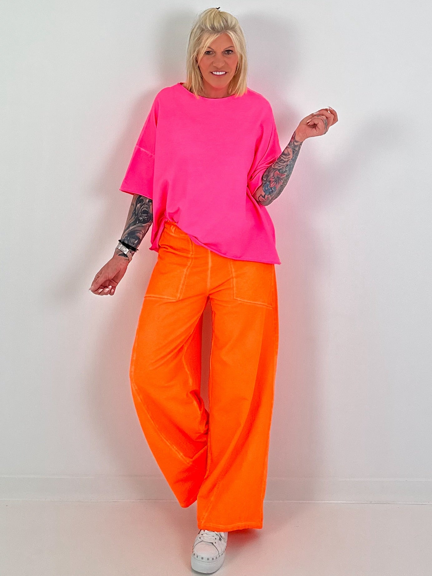 Short-sleeved sweater - neon pink