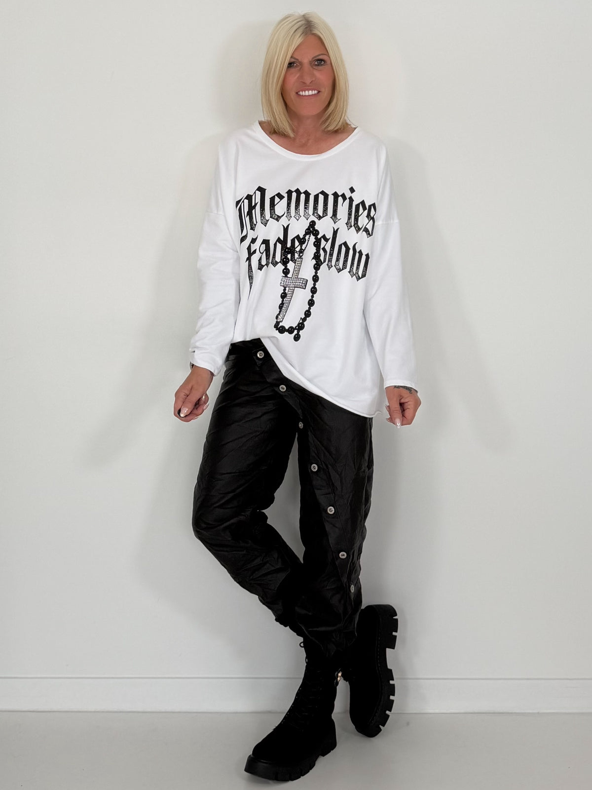 Sweater Memories Fade Glow - weiss