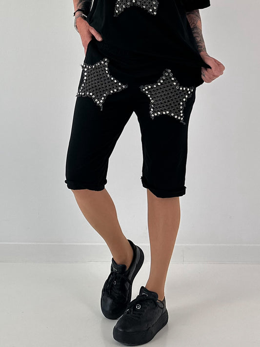 Sweat Short mit Häkelstern und  Nieten - schwarz