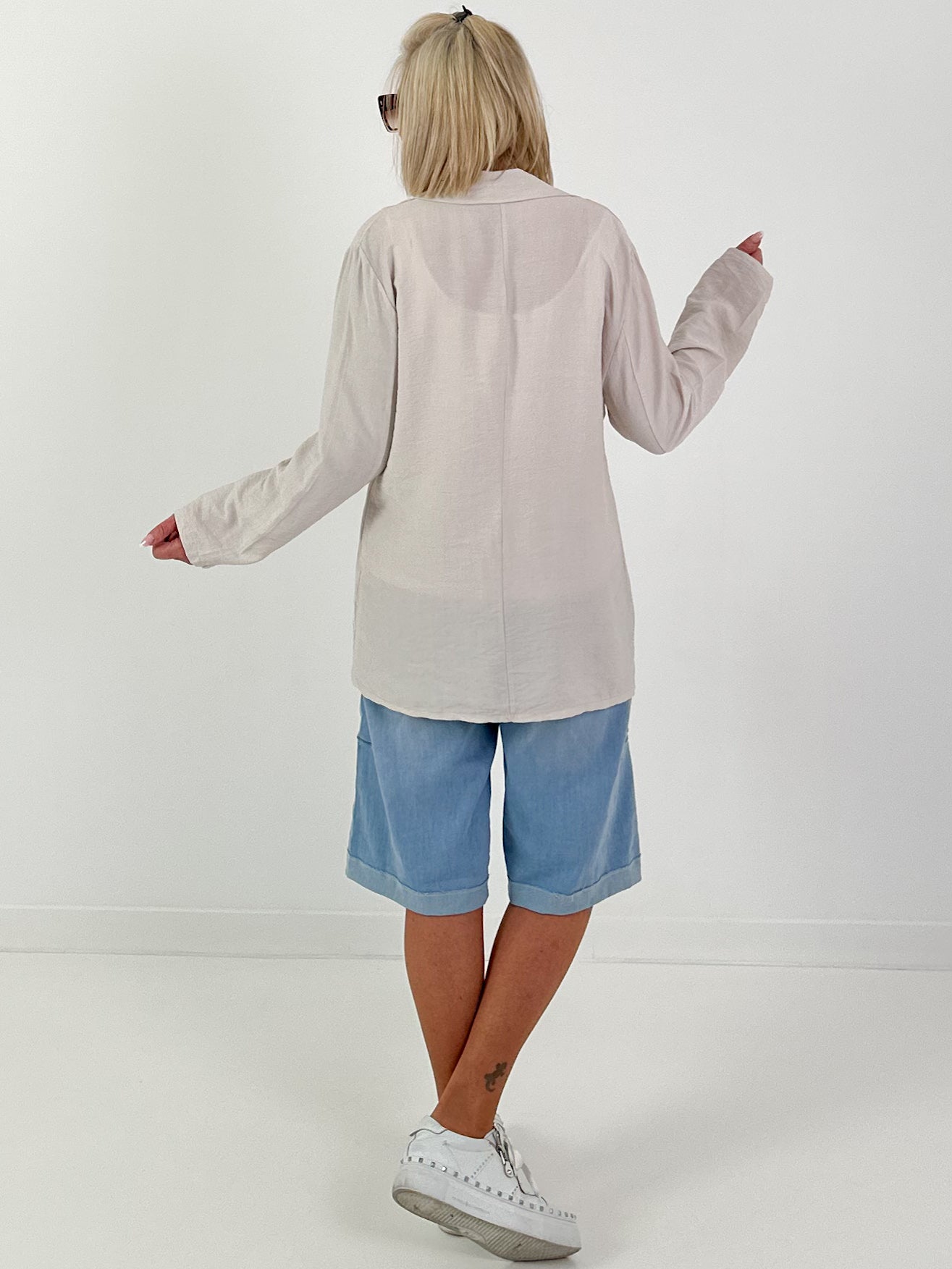 Leichter Blazer mit Patten - beige
