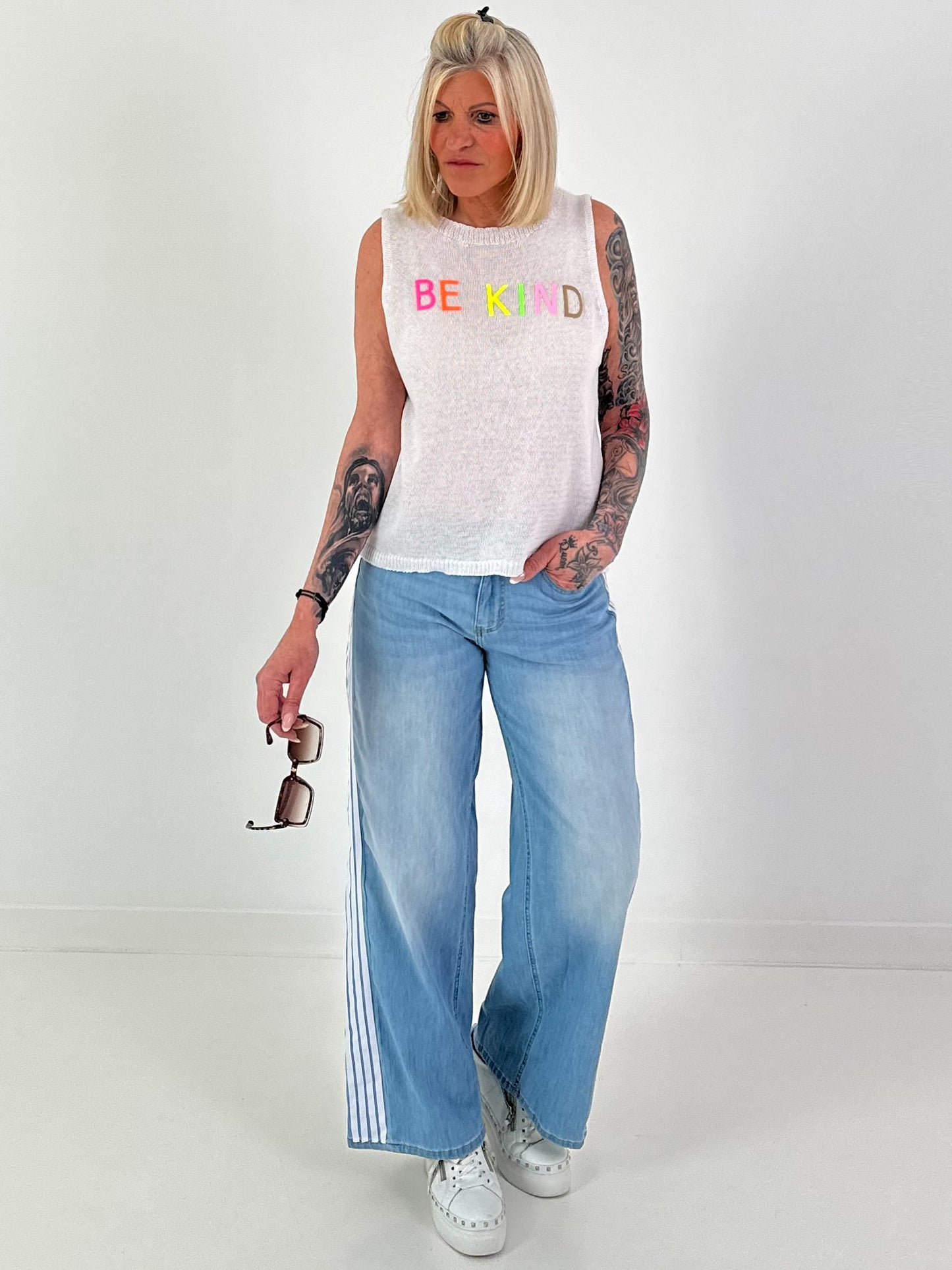 Pullover zonder mouwen Be Kind - wit