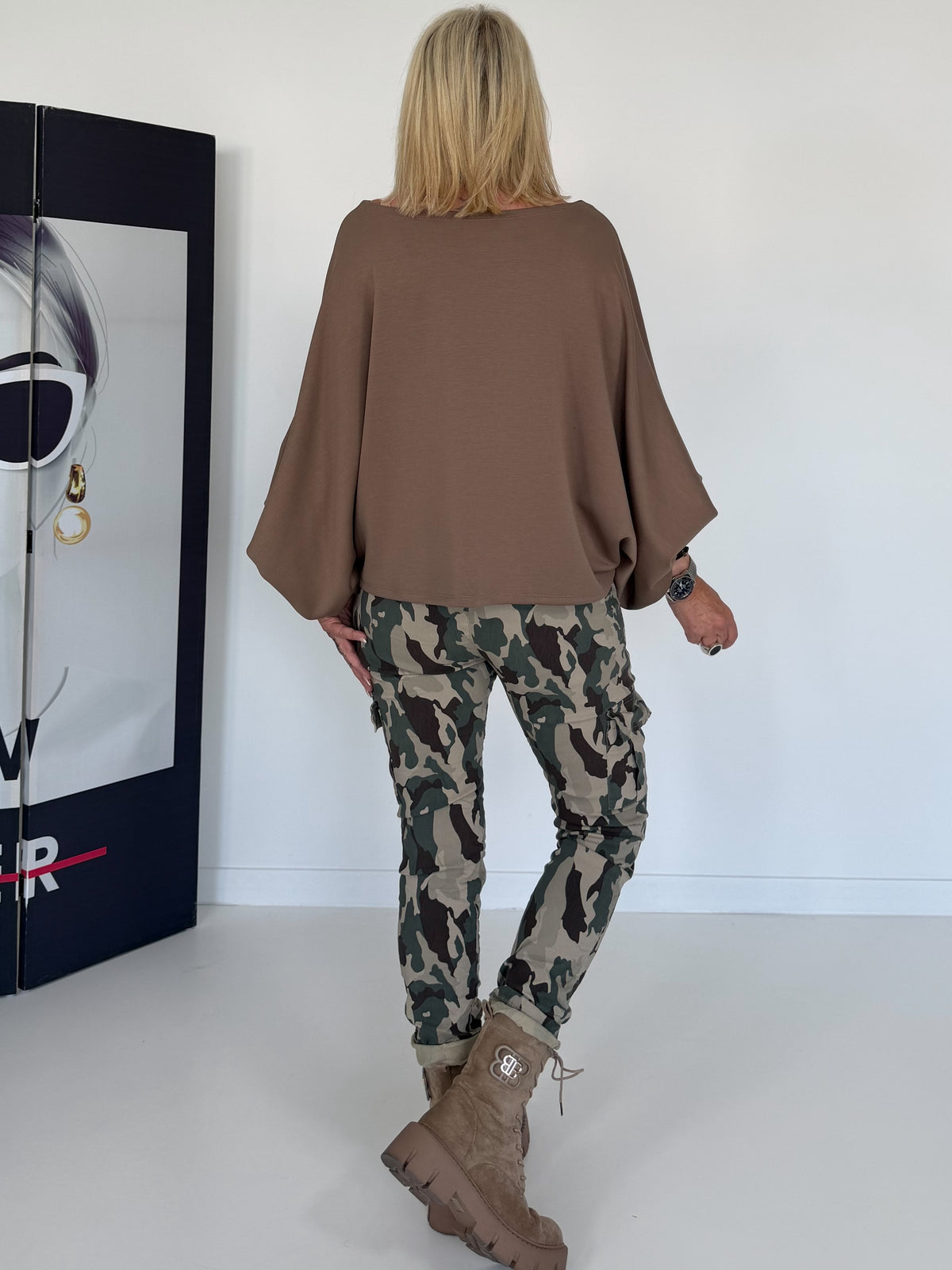 Sweater mit raffinierten Turn-Up-Ärmeln - taupe
