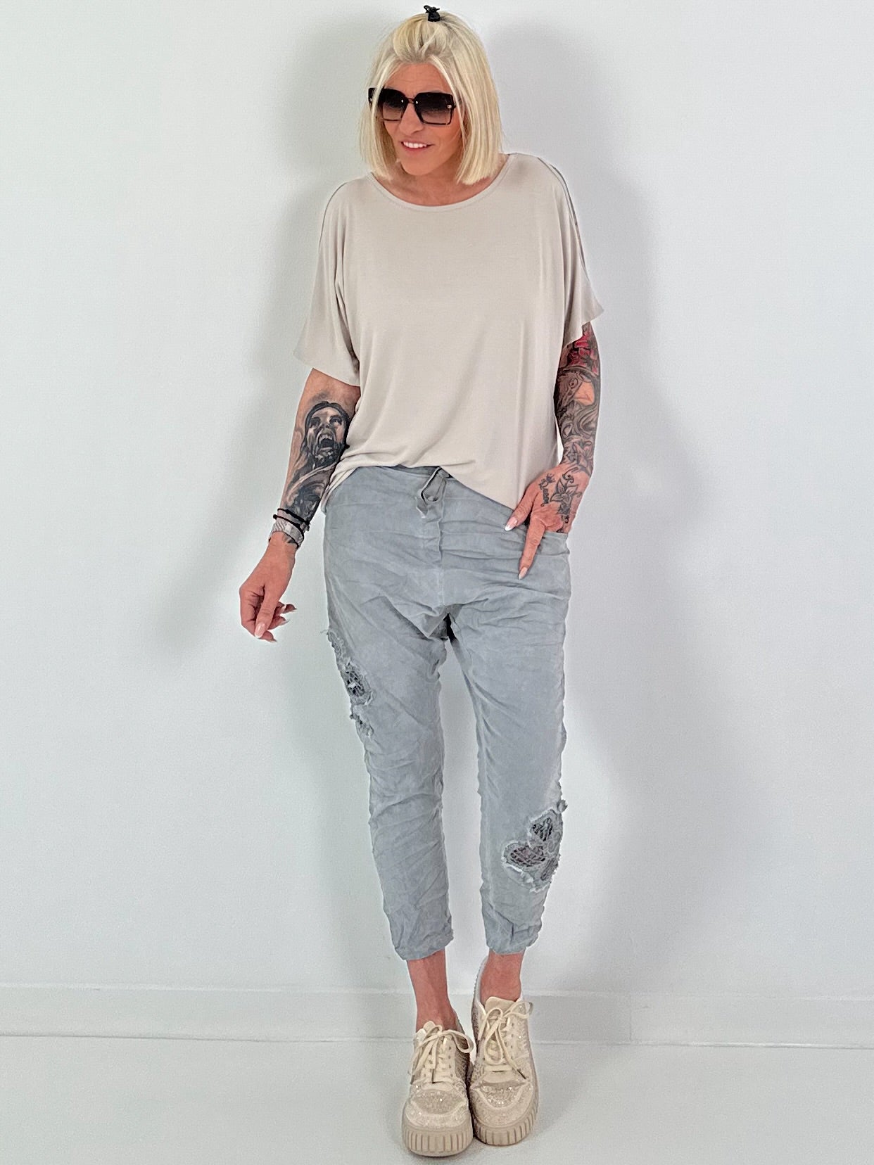 Cut-Out T-Shirt - beige