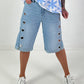Jeansshort mit silbernen Ösen - denim