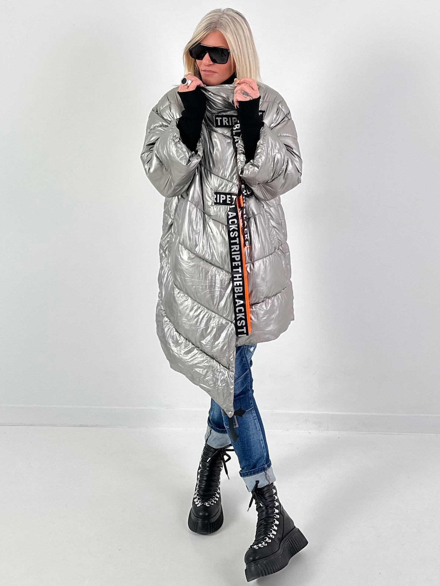 Gewatteerde jas model "Dark Orbit" - donkerzilver