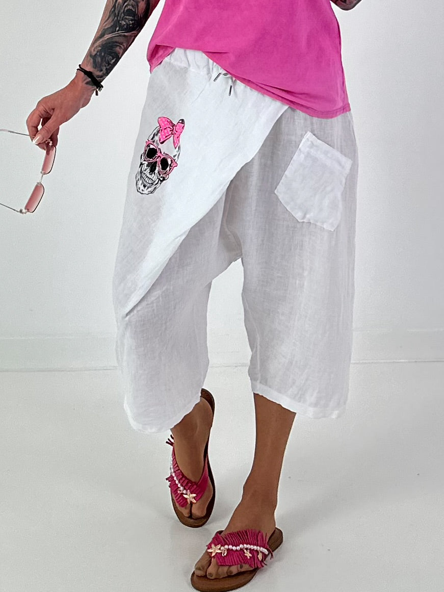 Short Linen Baggy with Overlap and Skull Detail - white