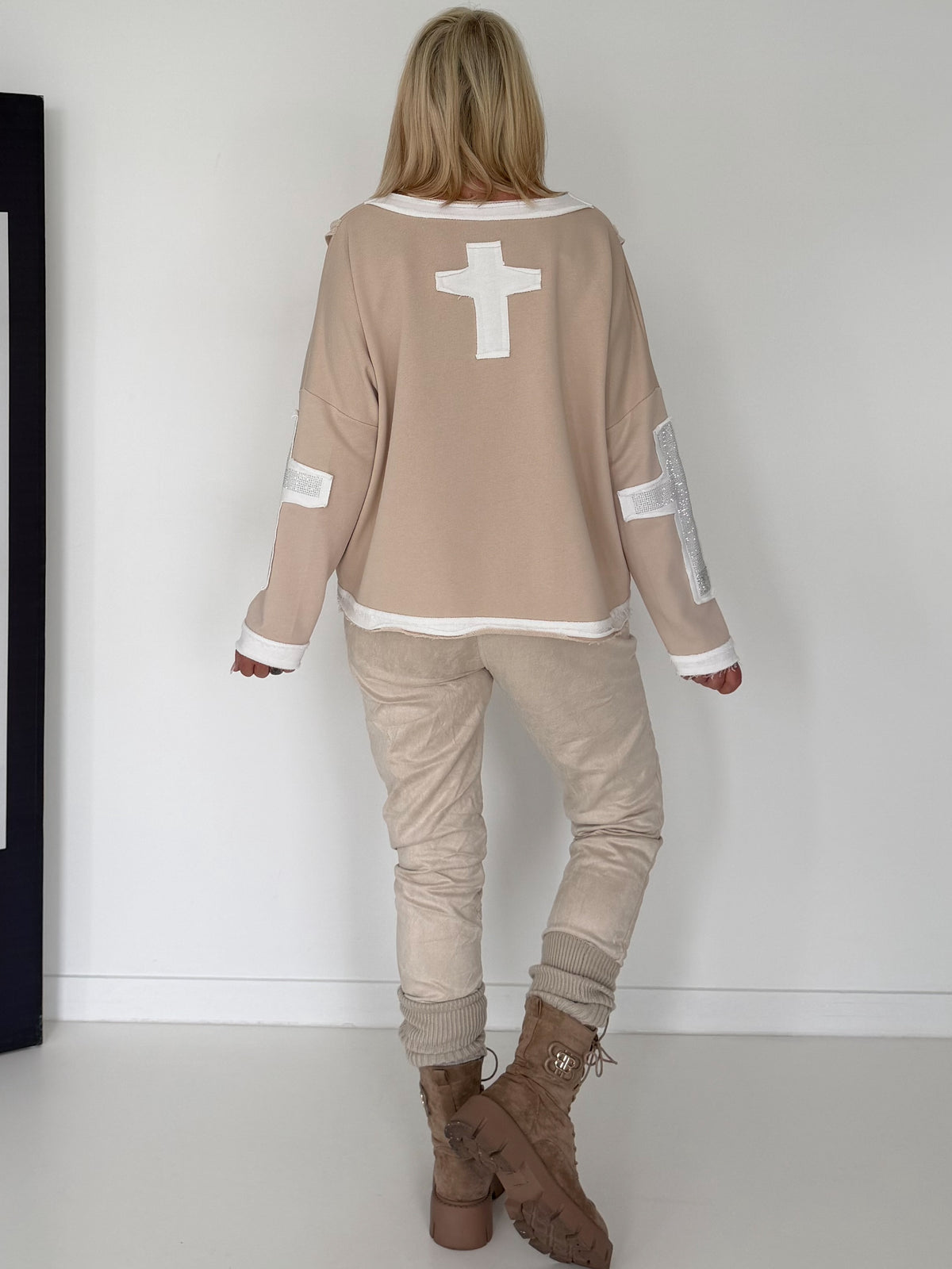 Oversized Sweater mit Strasskreuz - beige-ecru