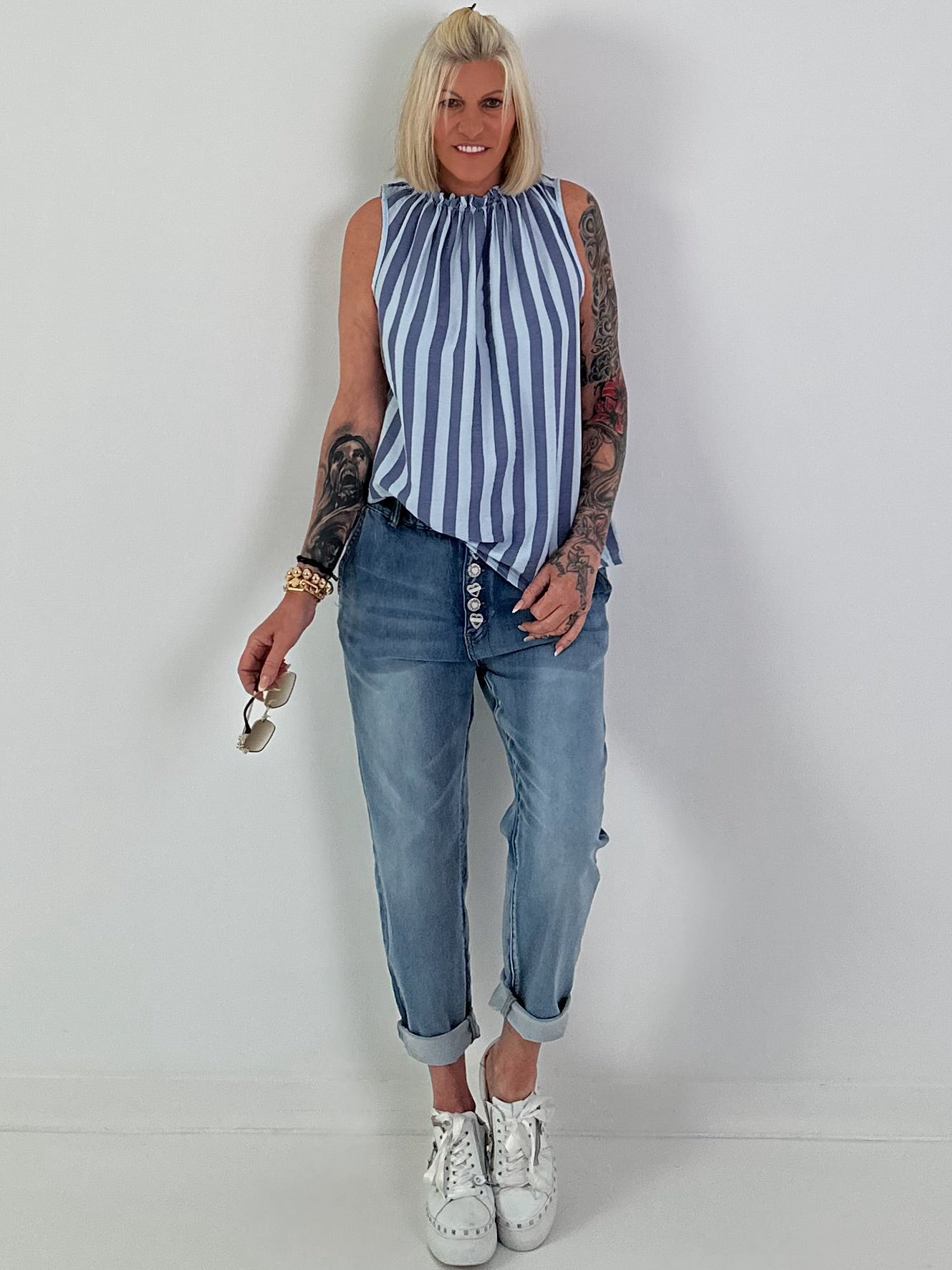 Striped top with ruffled collar - light blue-blue