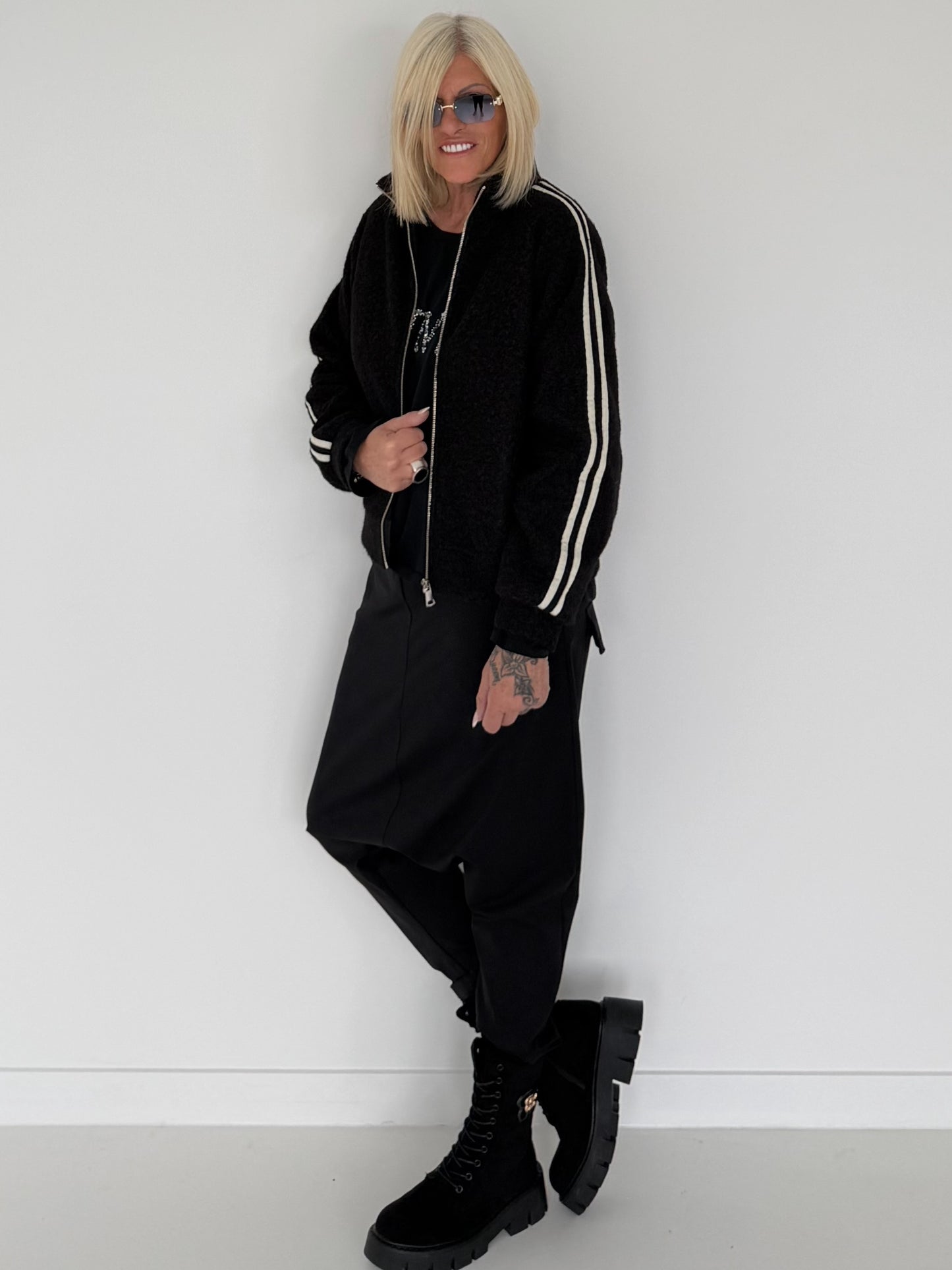 Jacke mit Streifen-Details - schwarz