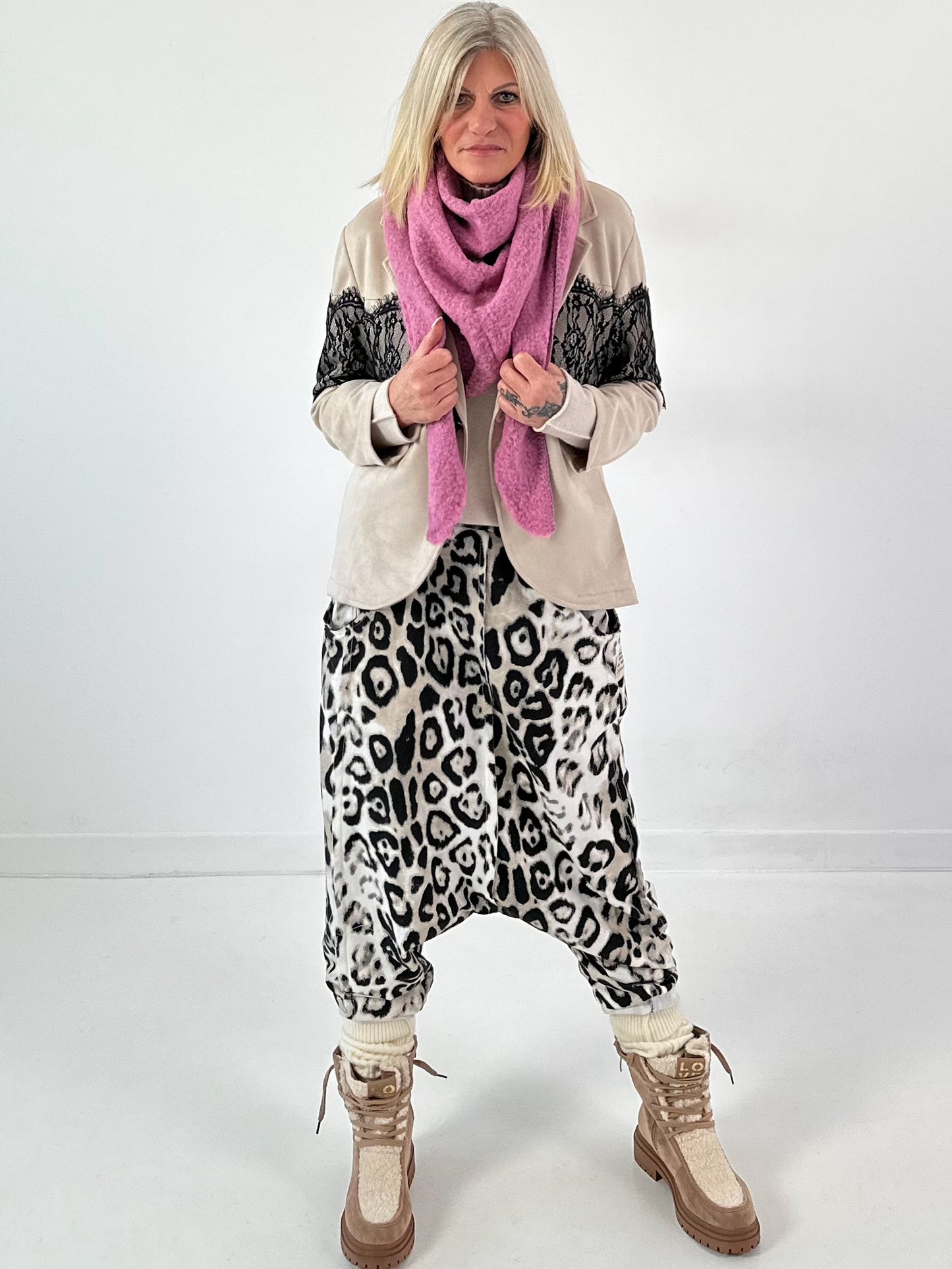 Suède-look blazer model "Lace Line" - beige