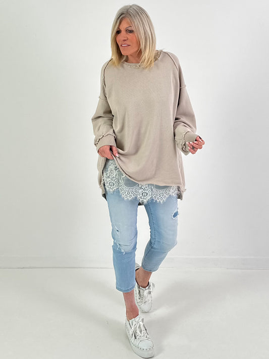 Oversized Sweater Modell "Cloud cut" - beige