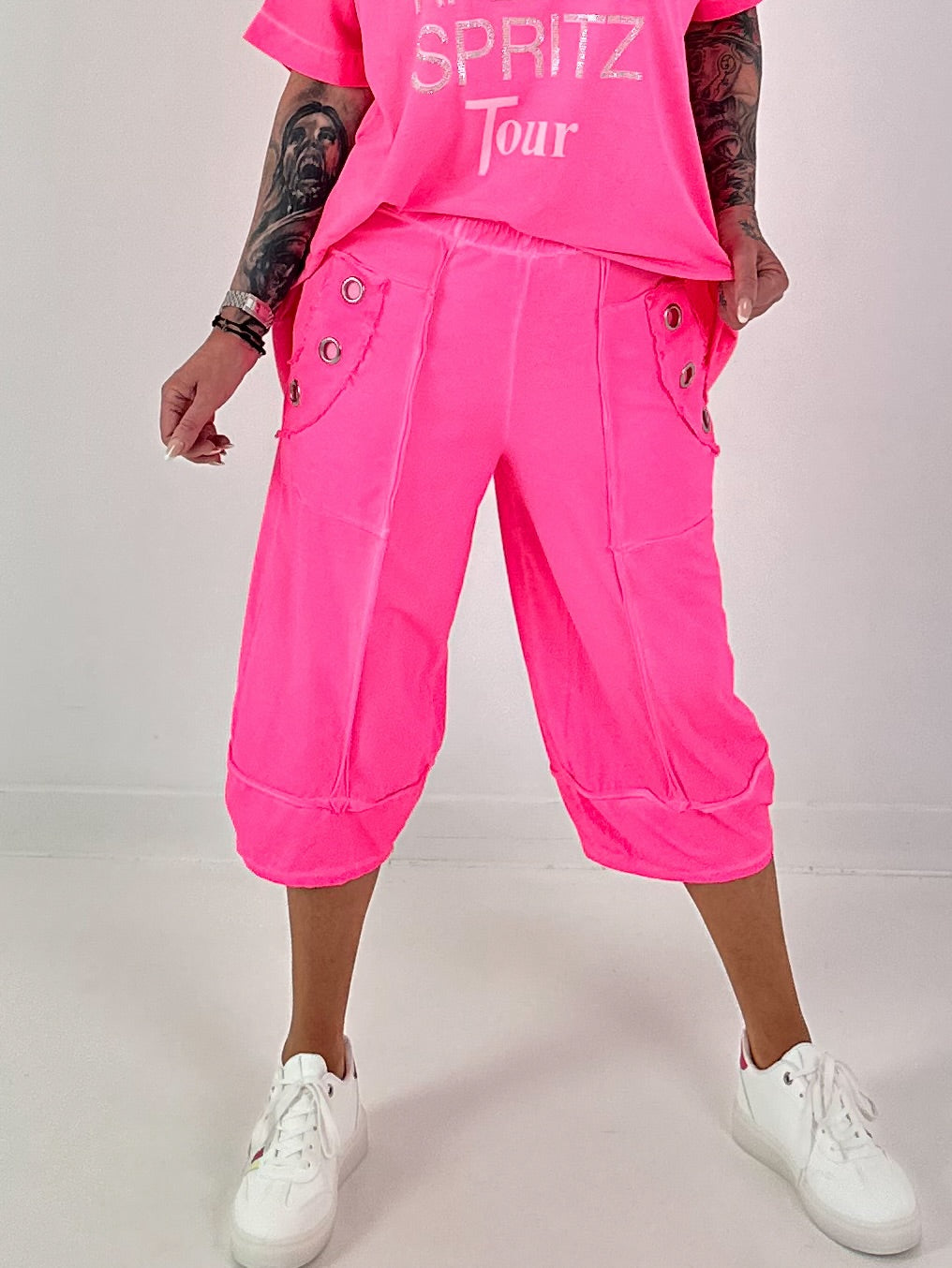 Lässige Sweathose mit Ösendetails - neonpink