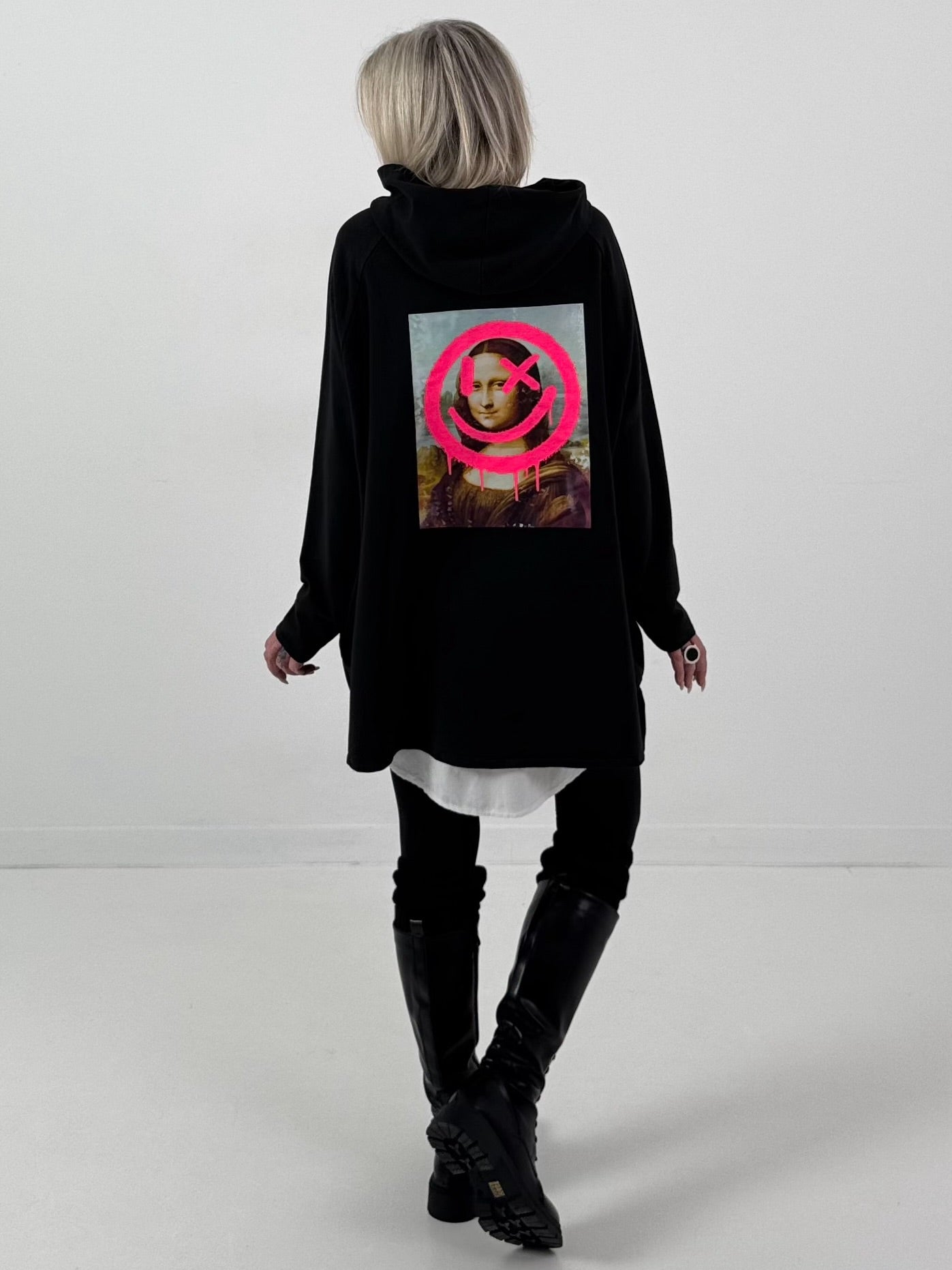 Hoodie model "Neon Icon Clash" - zwart