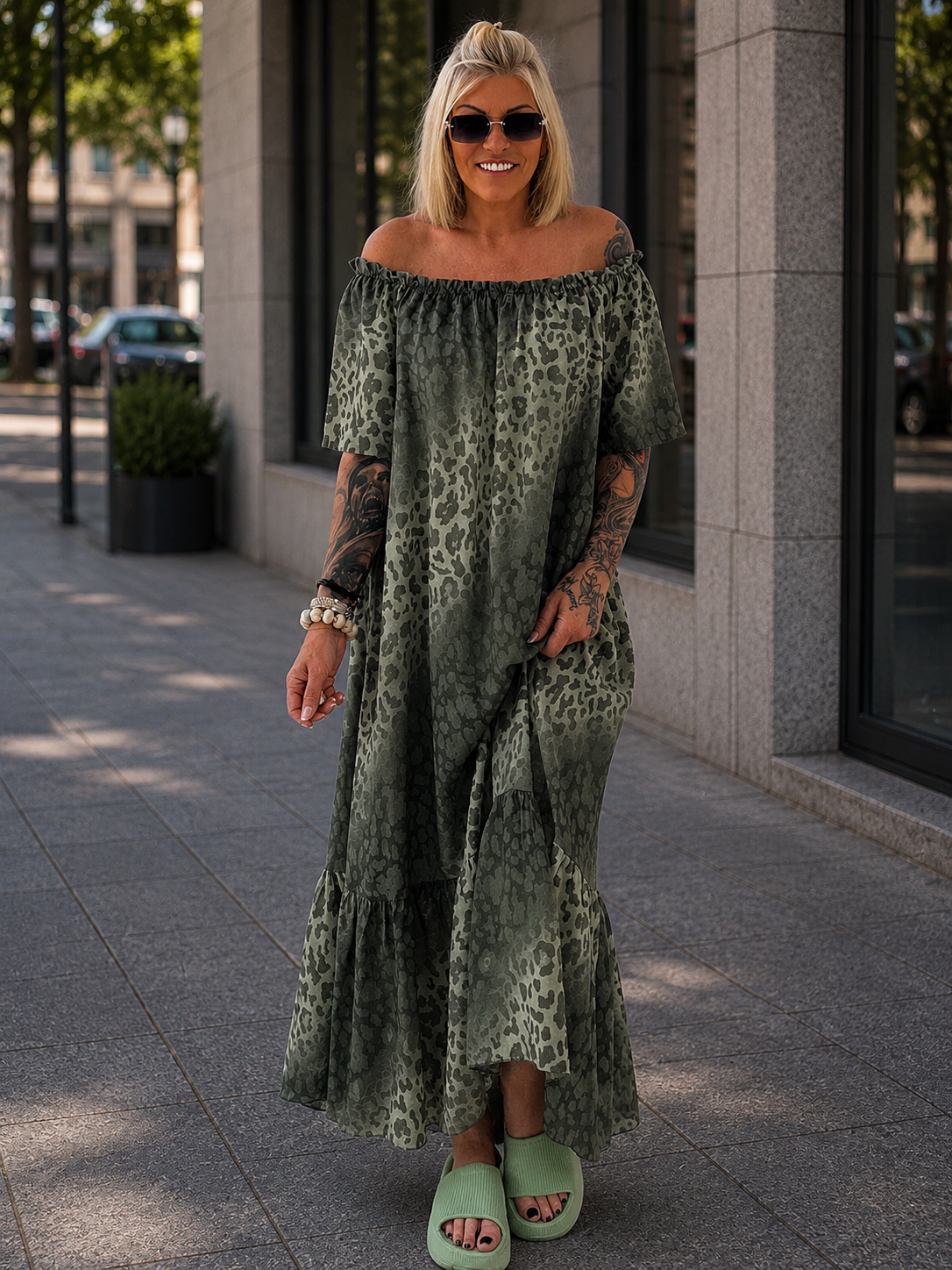 Carmen Sommerkleid mit Muster - oliv