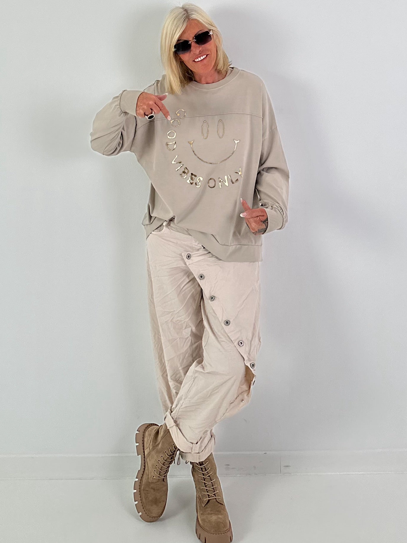 Sweater Good vibes only - beige