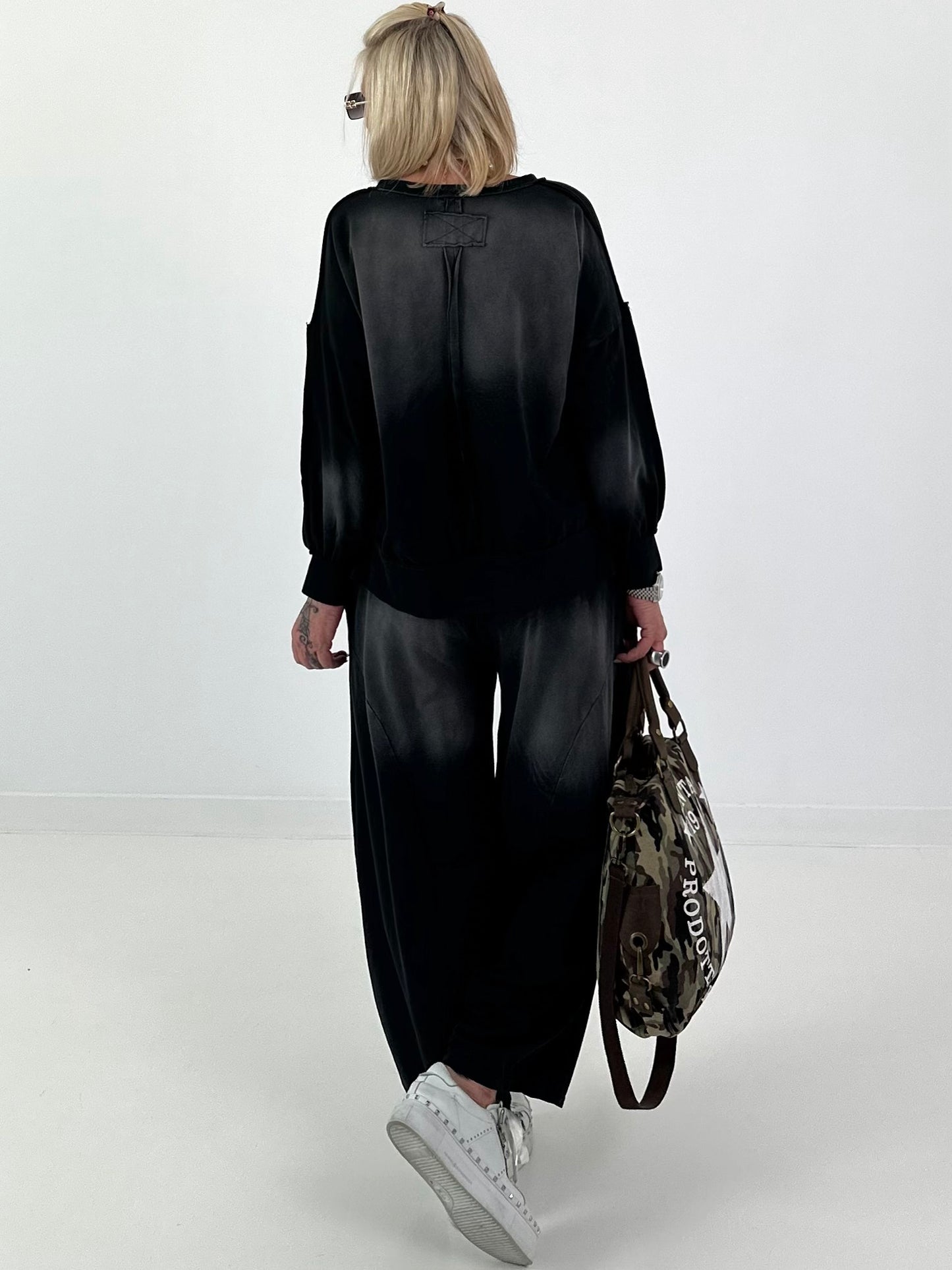 Lässiges Sweatshirt im Used-Look - schwarz