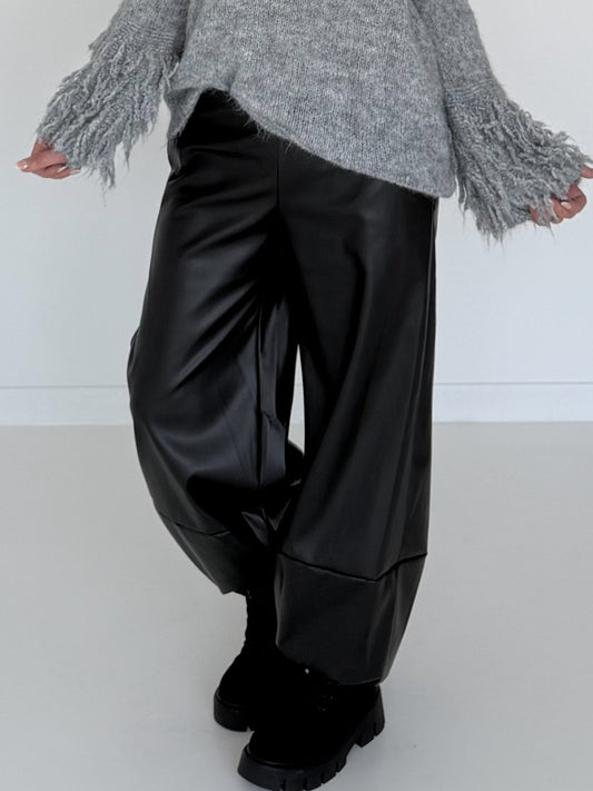 Vegane Lederhose 2 Looks - schwarz