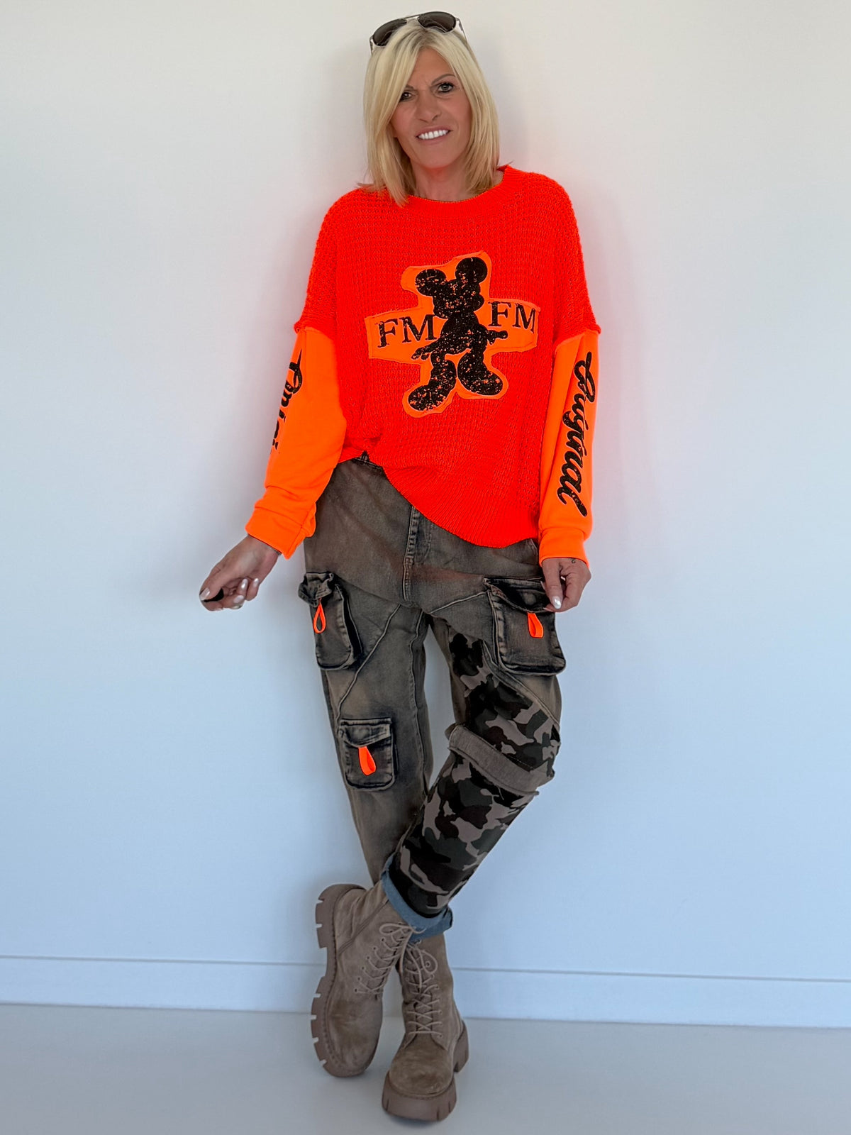 Grobstrickpullover mit Sweatärmeln - neonorange