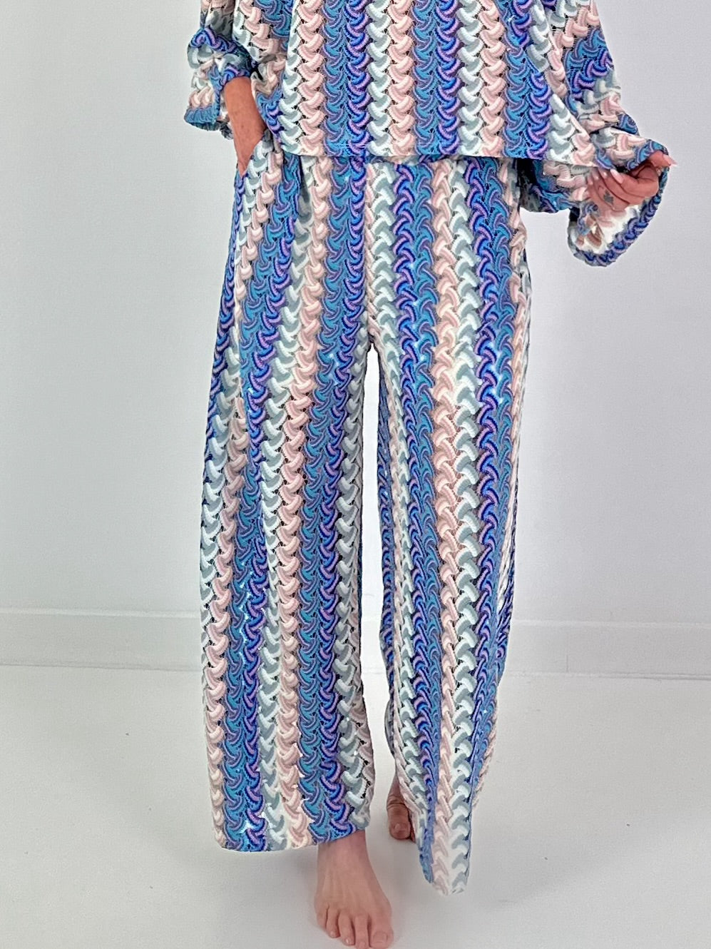 Häkelhose mit Muster - blau-türkis-mehrfarbig