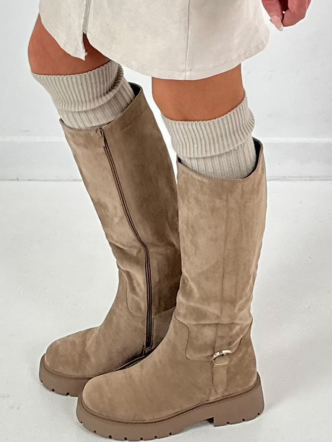 Boots model "Sand Step" - sand