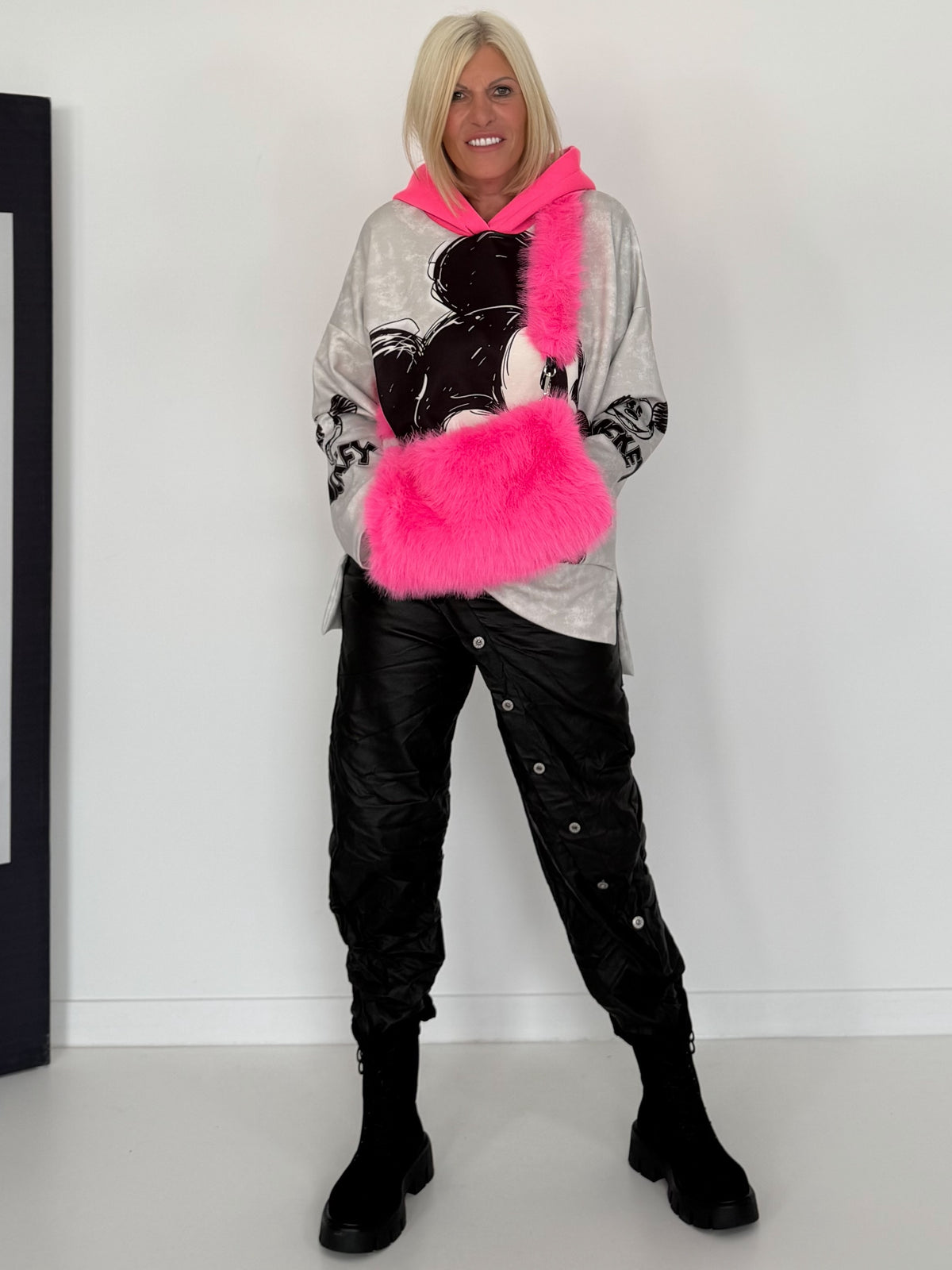 Muff / Felltasche - neonpink