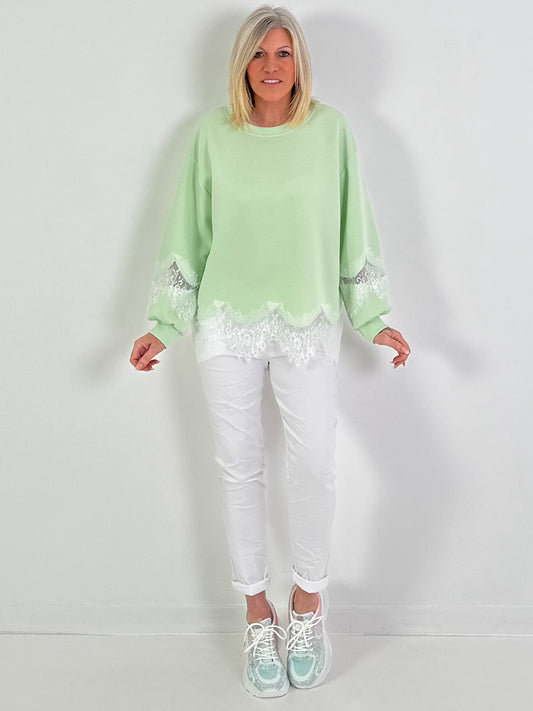 Sweatshirt Modell "Lace Whisper" - mint