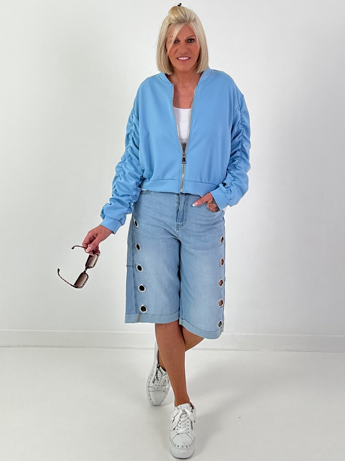 Bomber jacket with gathered sleeves - light blue