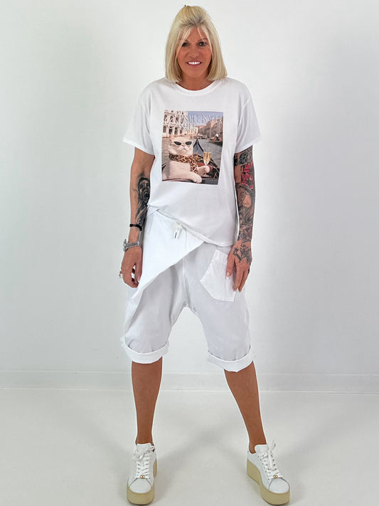 T-Shirt Elegance - white