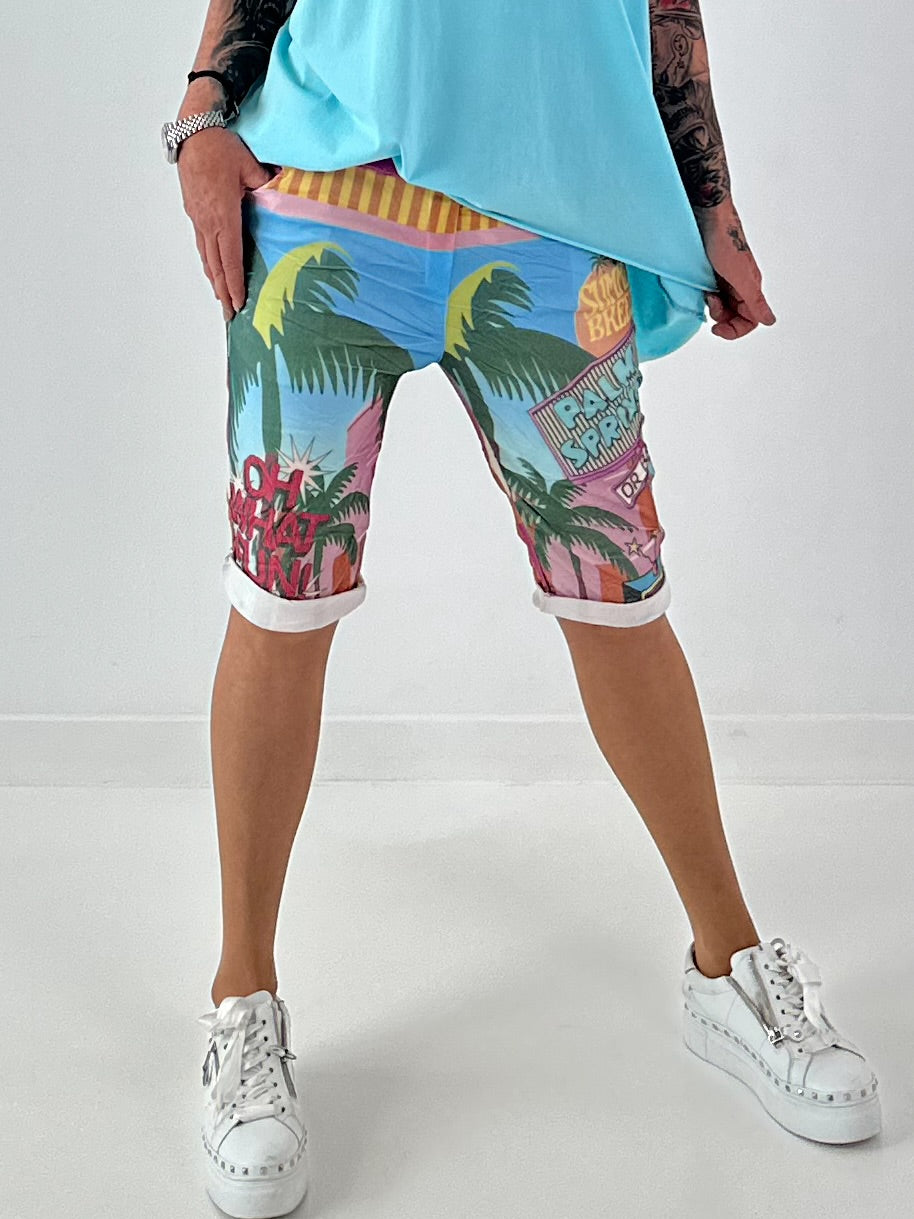 Short met all-over print - turquoise-roze-meerkleurig
