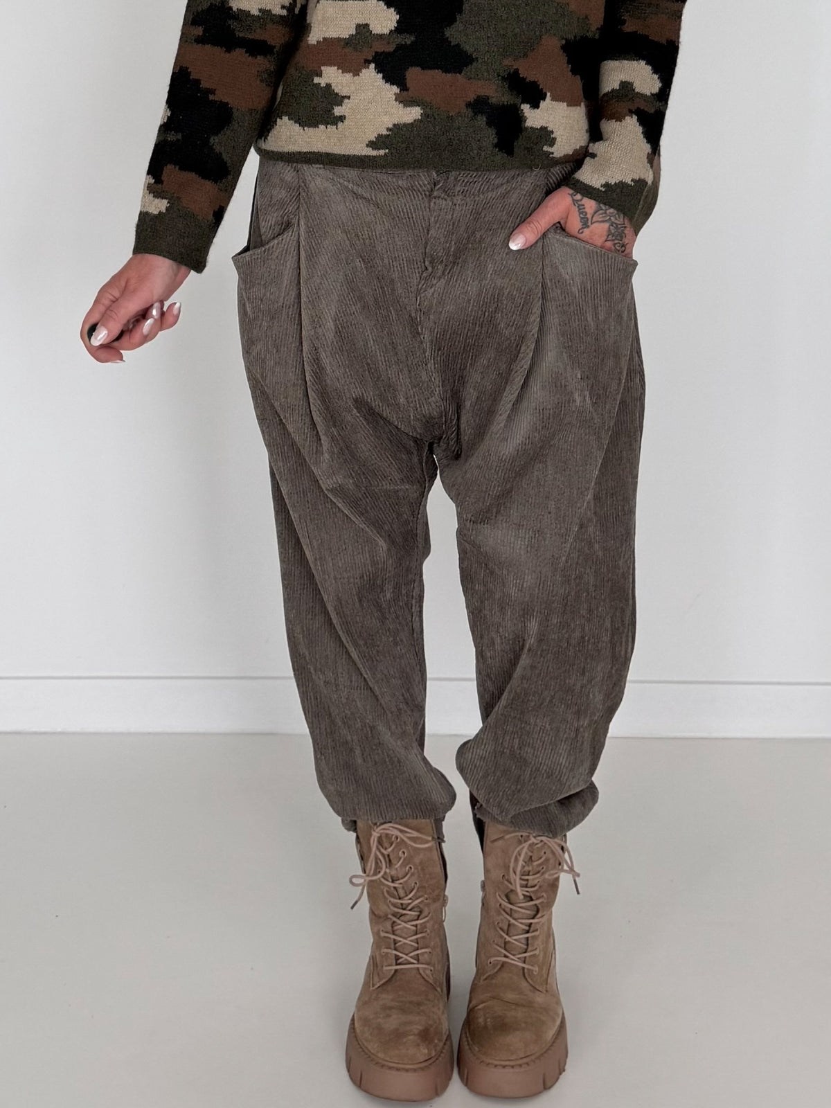 Cord-Baggy - taupe