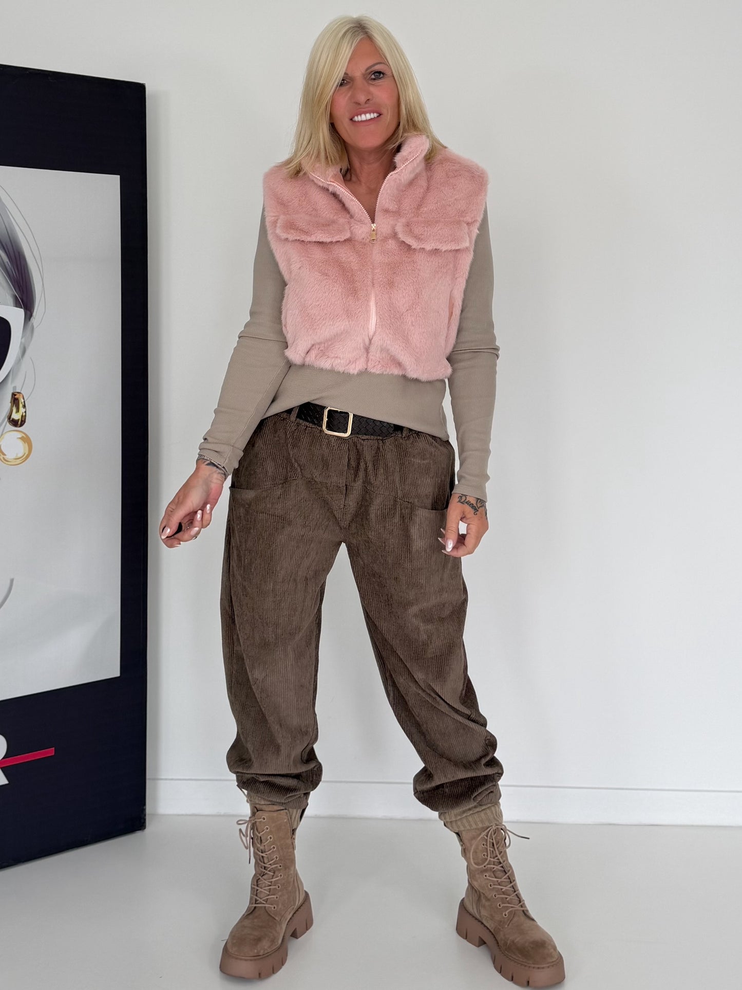 Vest in knusse imitatiebontlook - roze