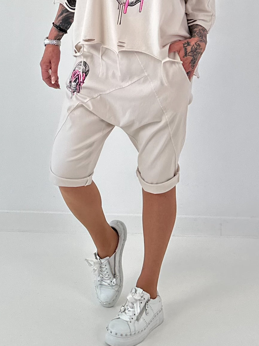 Kurze Baggy mit breiten Nähten - beige