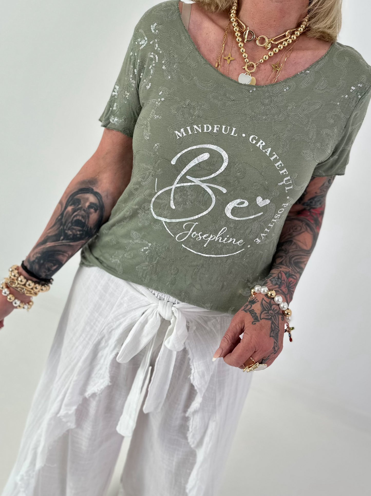 T-Shirt mit transparenten Pailletten - khaki