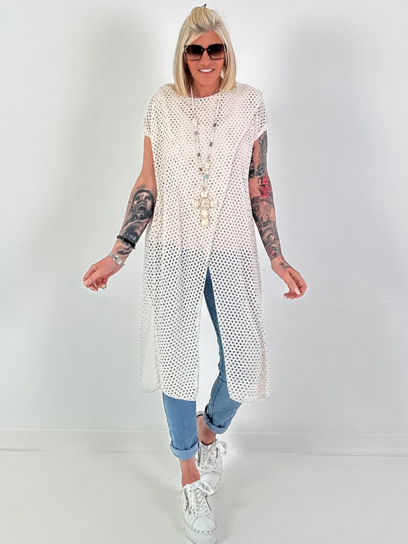 Mesh shirt with overlapping perforated pattern - beige