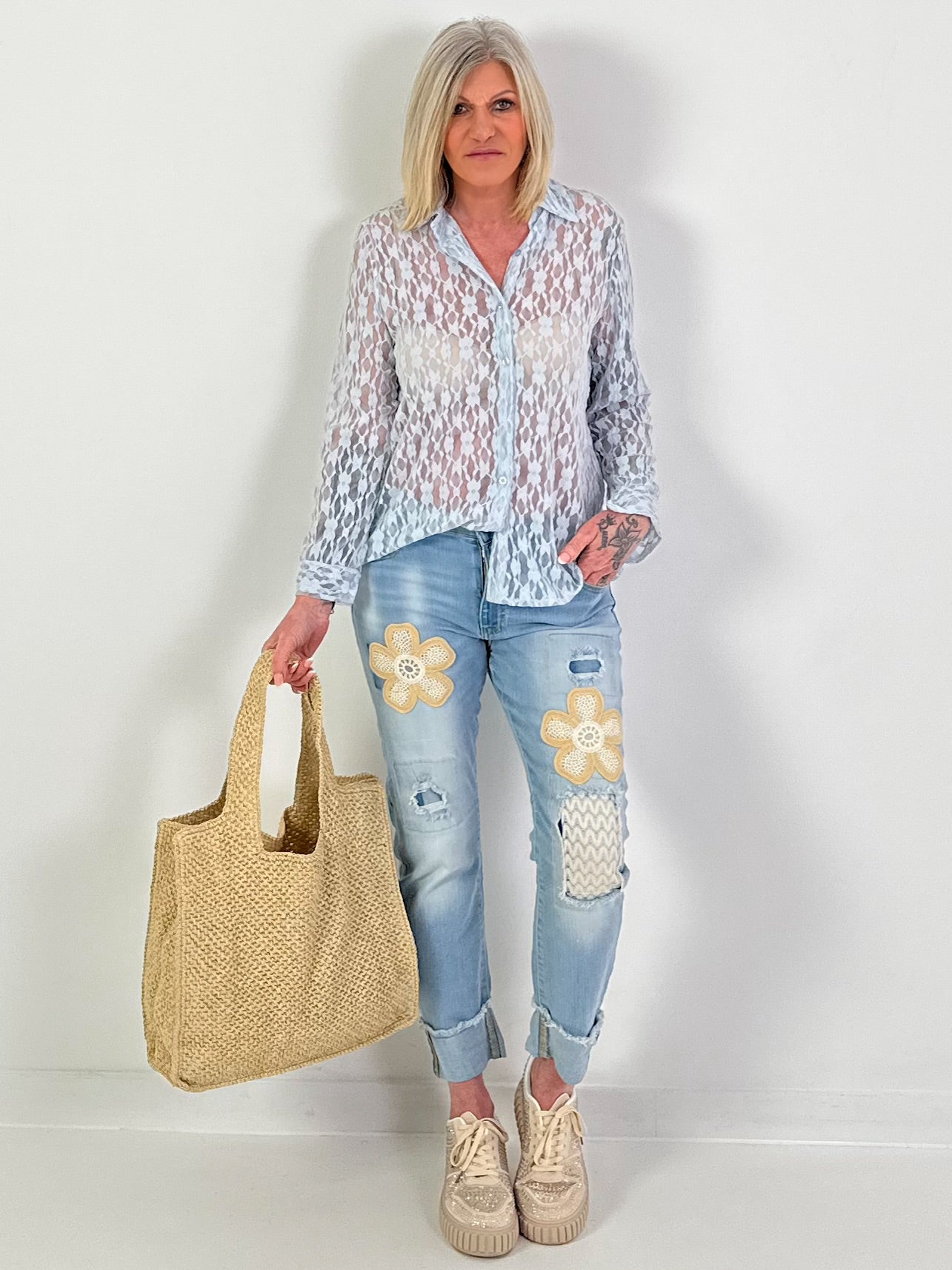 Bluse aus Spitze - hellblau