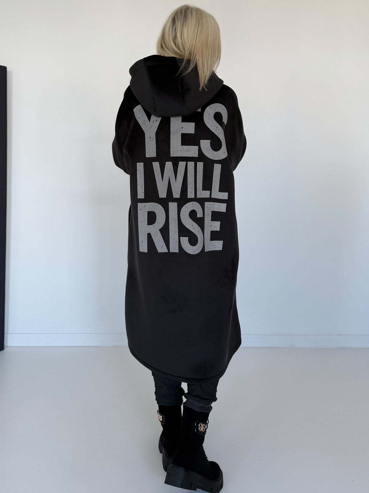 Mantel mit Kapuze Yes I Will Rise - schwarz
