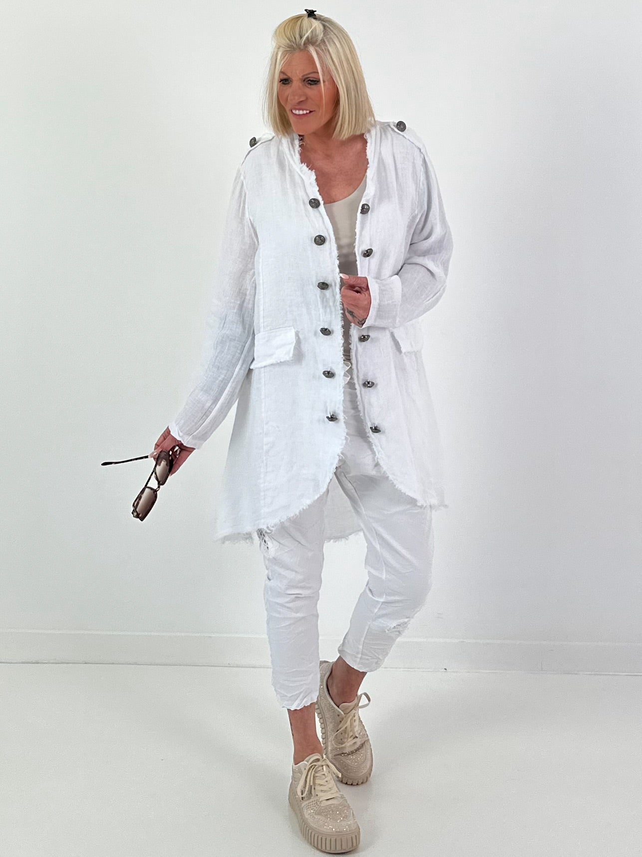Oversized Leinen Military Blazer - weiss