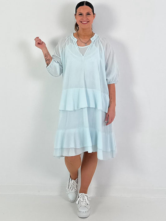 Kleid mit Unterziehtop und Volants - hellblau
