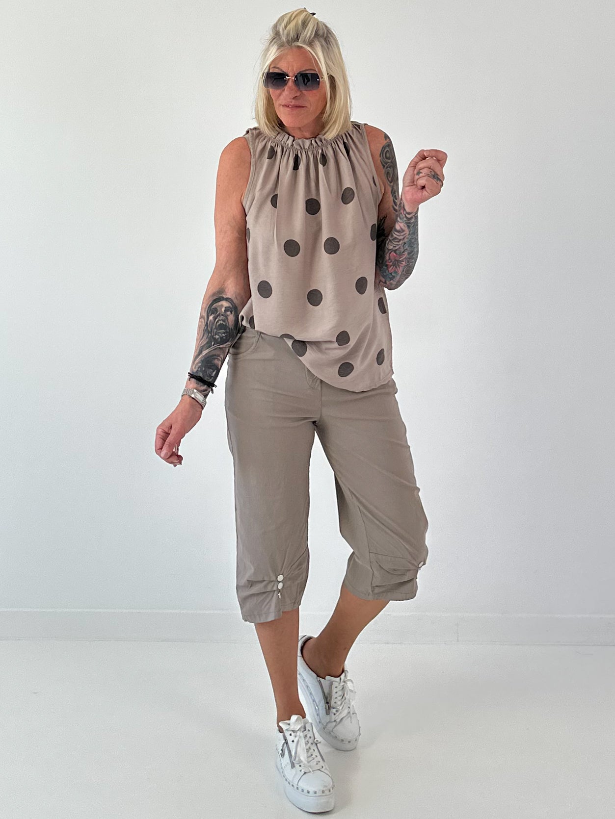 Striped top with ruffled collar - taupe-dark brown
