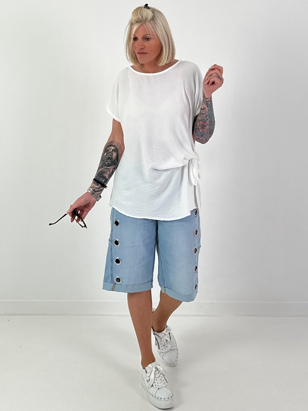 Blouse-style top with side tie knot - white