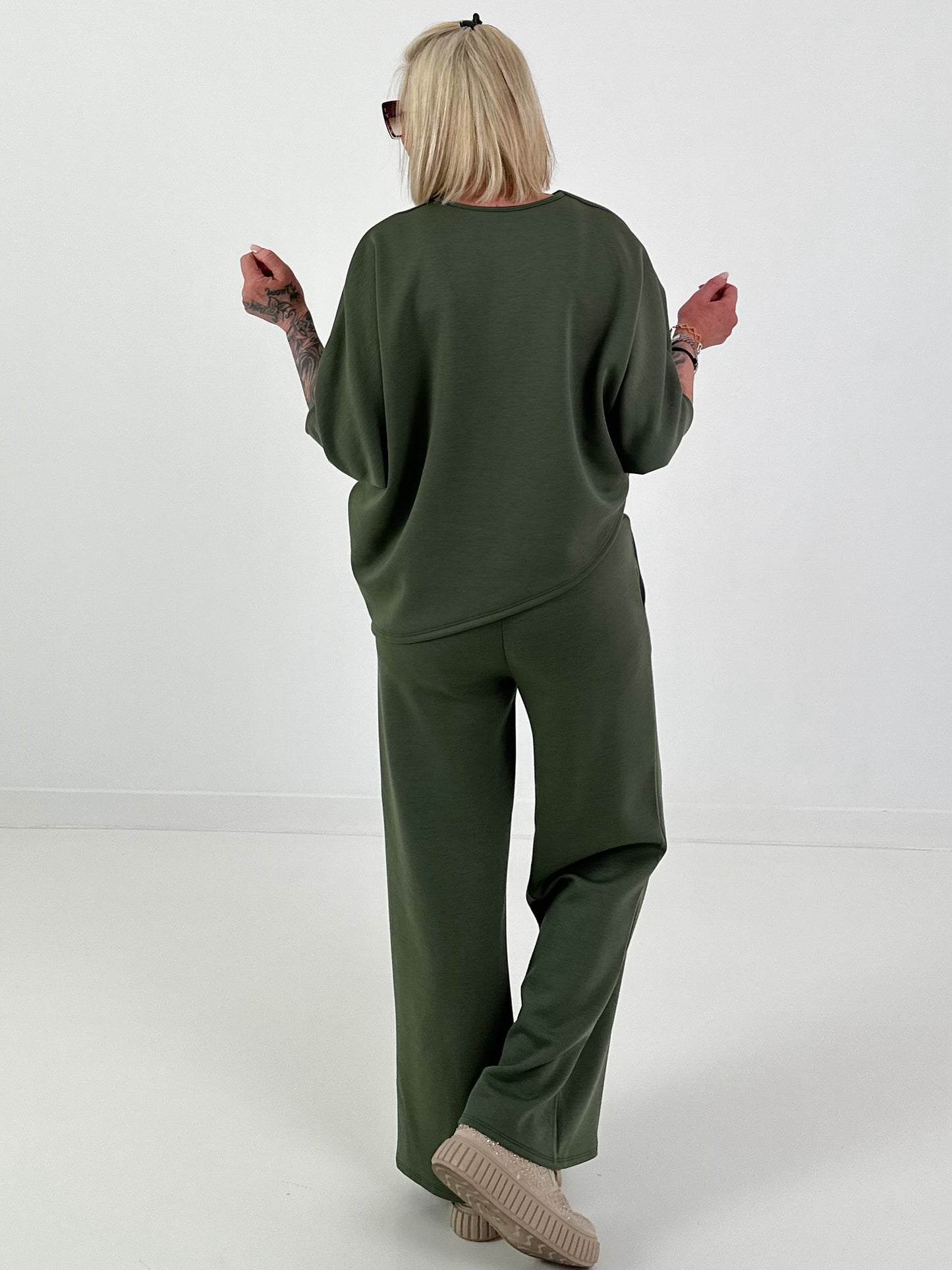 Two-piece set with asymmetrical shirt - khaki