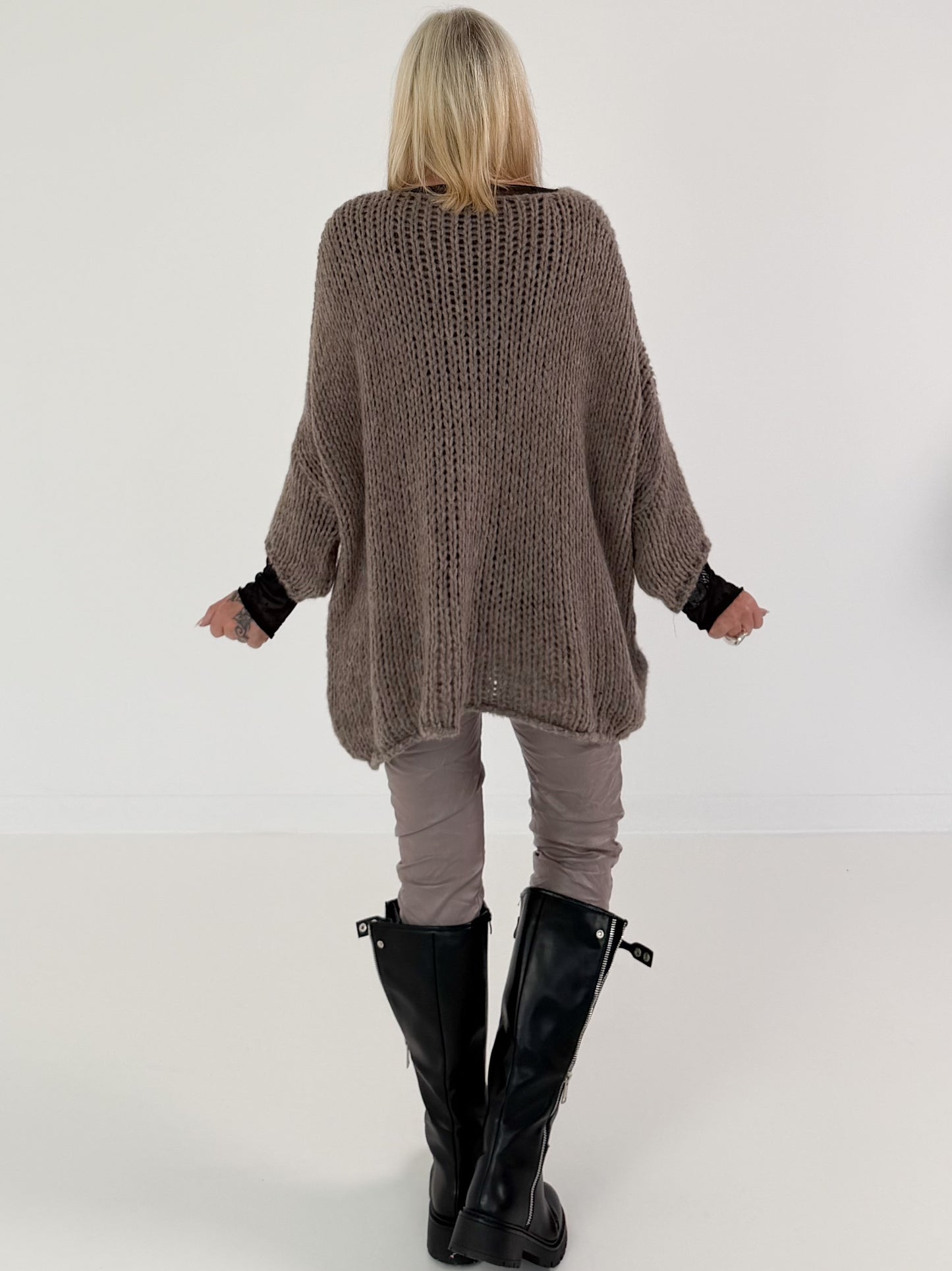 Soft Oversized Chunky Knit Sweater - taupe