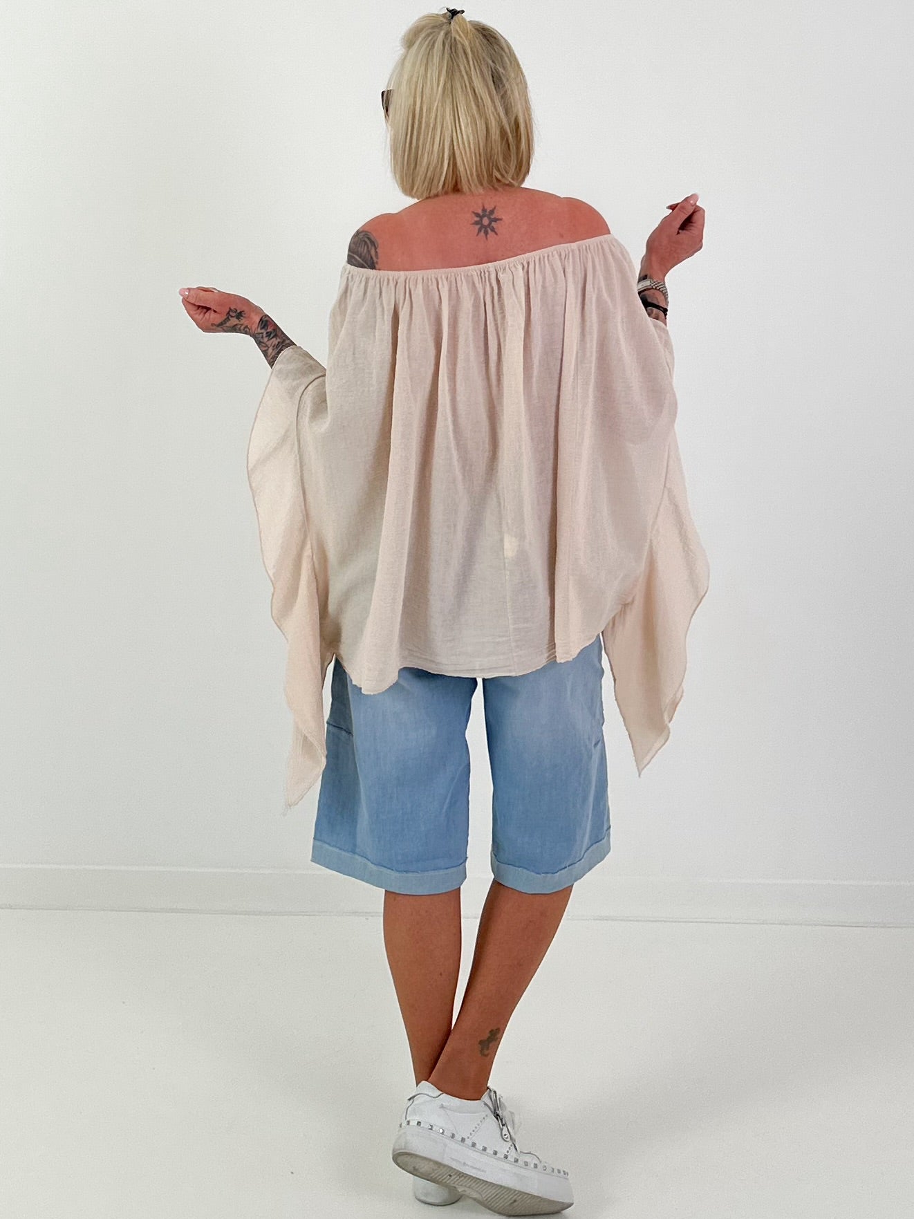 Tunic with side ruffles - beige