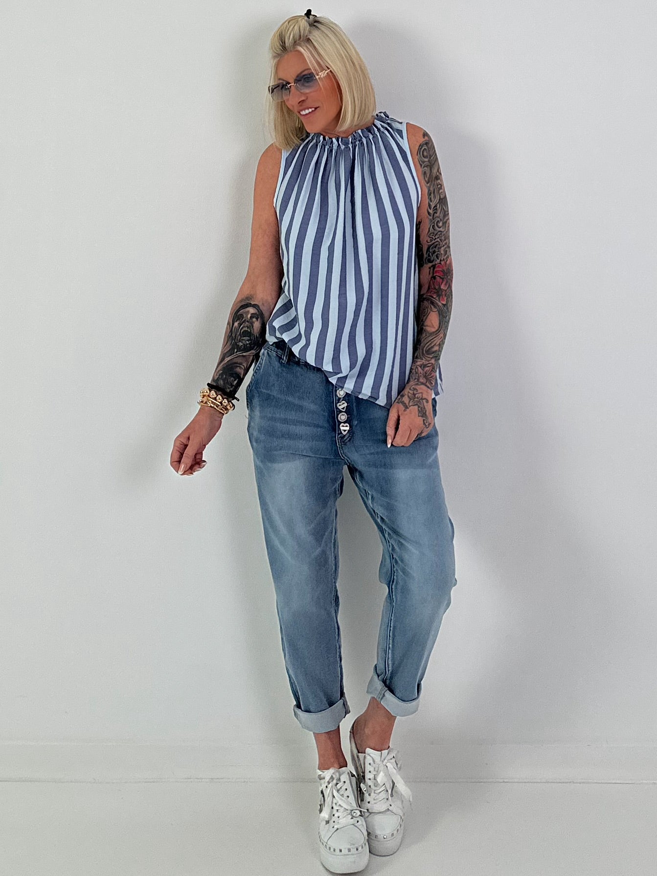 Striped top with ruffled collar - light blue-blue