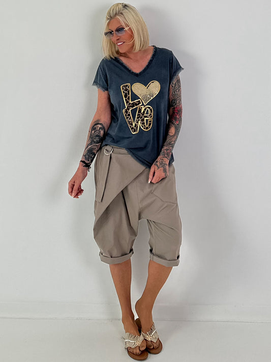 T-Shirt Love with Leo and Sequin Details - Blue