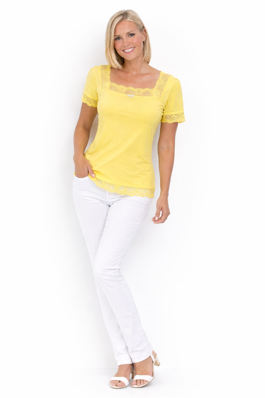 T-Shirt mit Spitzendetails - gelb