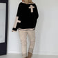 Oversized Sweater mit Strasskreuz - schwarz-beige