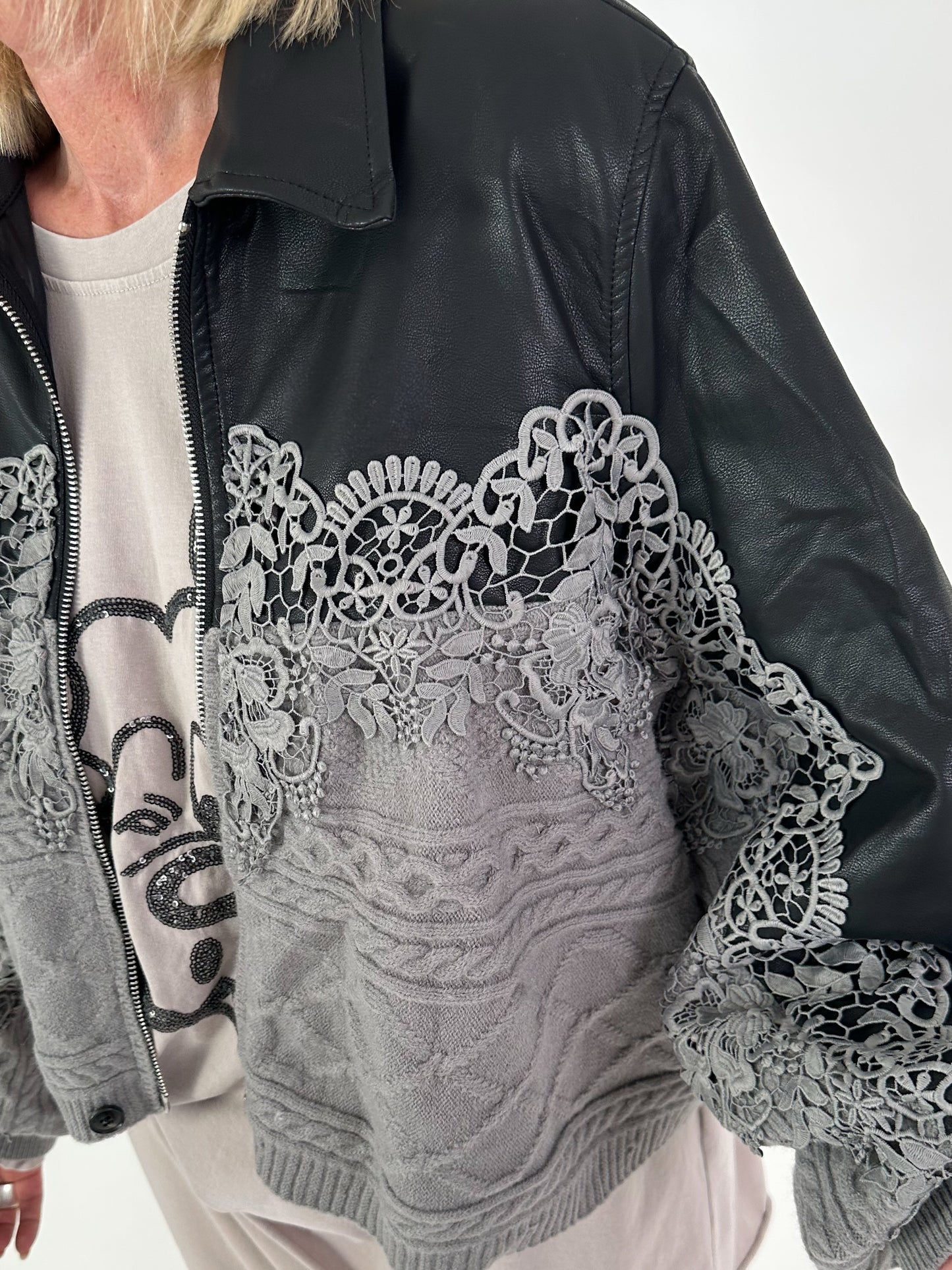 1 Jacke 2 Looks - schwarz-grau