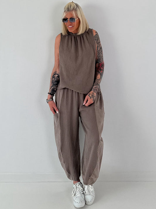 Grobes Baumwoll Top mit Rüschenkragen - taupe