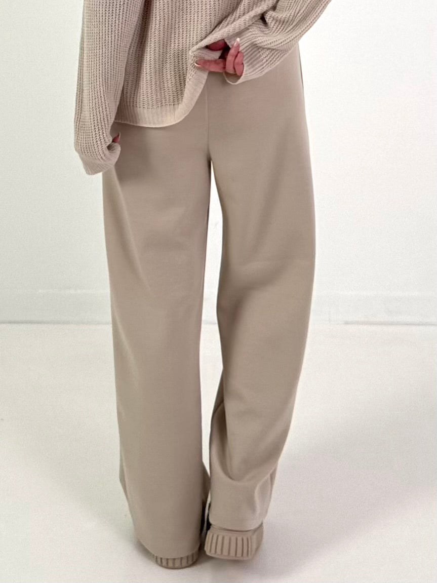 Hose Modell "Blossom Ease" - beige